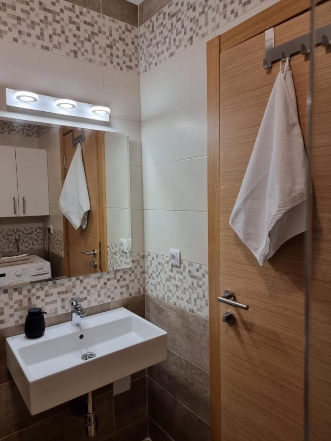 As Apartman 2 Vrsac Luaran gambar