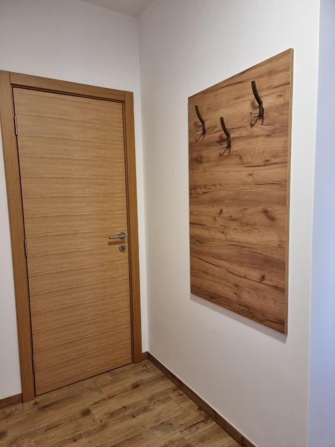 As Apartman 2 Vrsac Luaran gambar