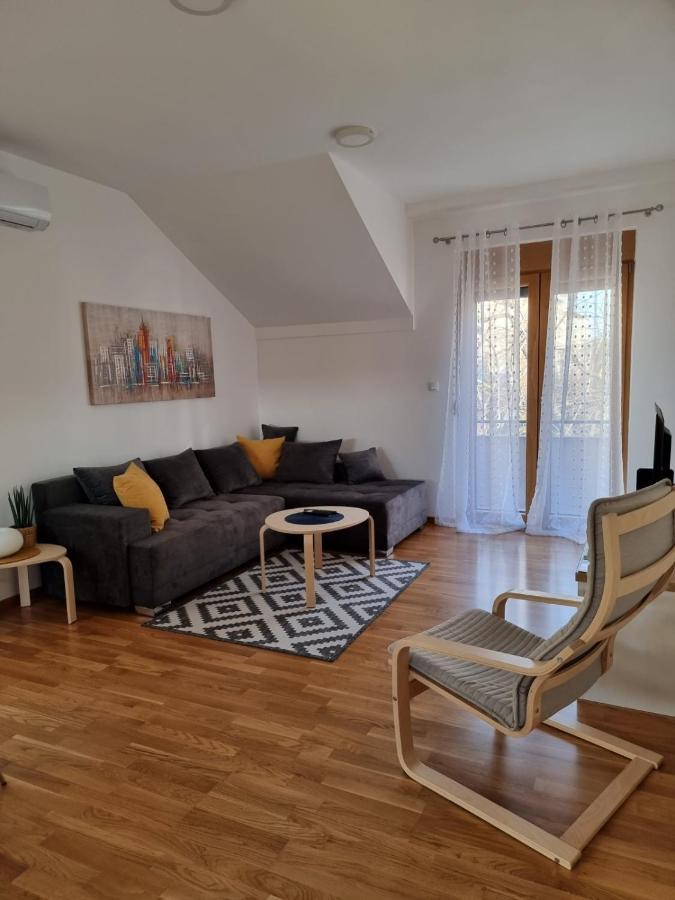As Apartman 2 Vrsac Luaran gambar