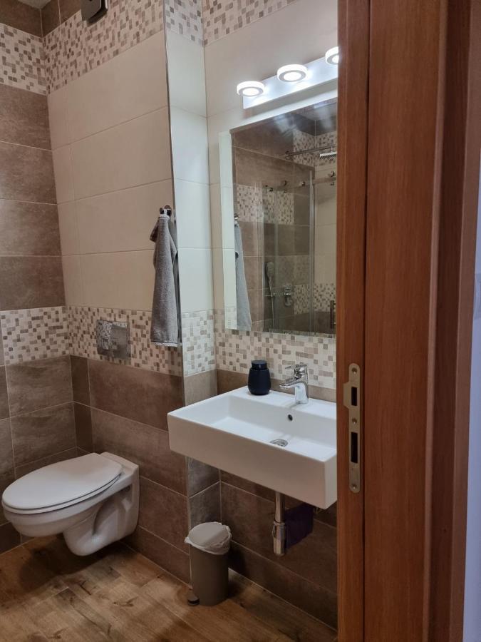 As Apartman 2 Vrsac Luaran gambar
